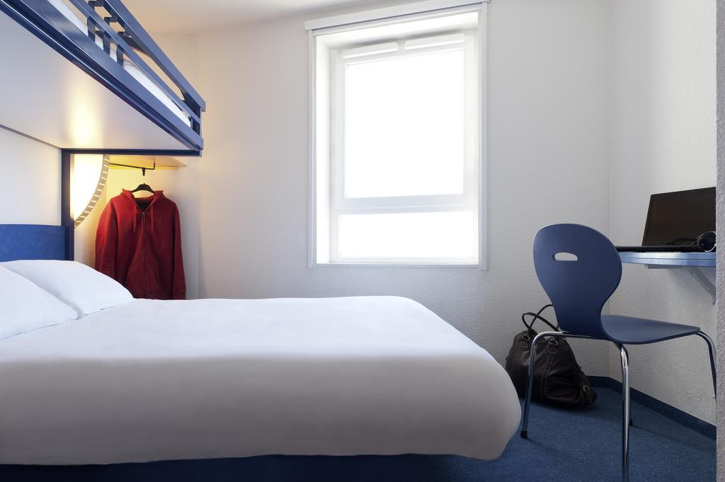 Ibis Budget Orly Chevilly Tram 7 Витри-сюр-Сен Номер фото