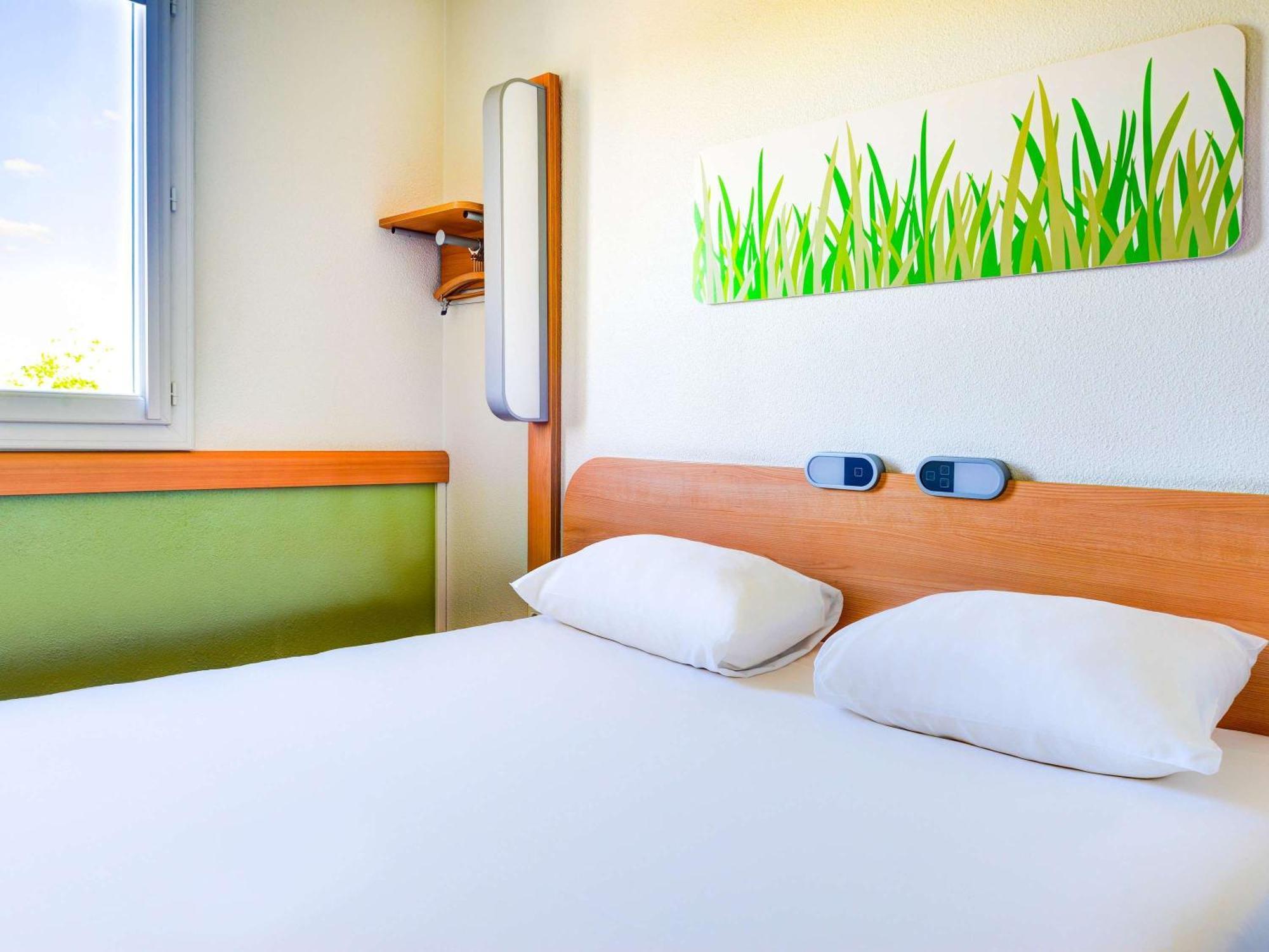 Ibis Budget Orly Chevilly Tram 7 Витри-сюр-Сен Экстерьер фото
