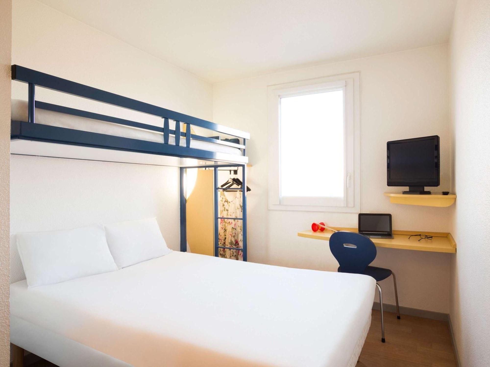 Ibis Budget Orly Chevilly Tram 7 Витри-сюр-Сен Экстерьер фото