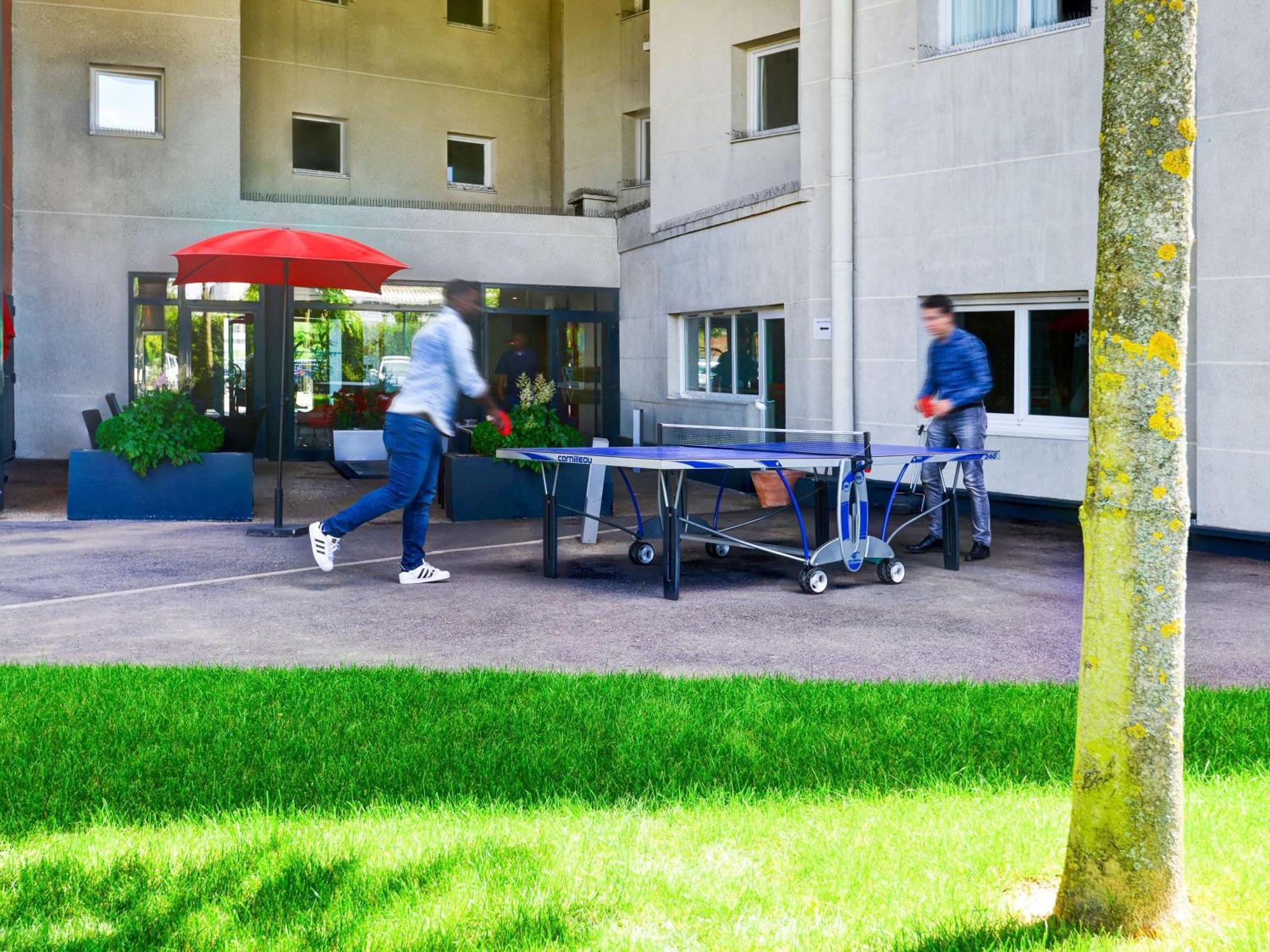 Ibis Budget Orly Chevilly Tram 7 Витри-сюр-Сен Экстерьер фото