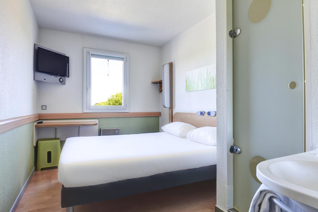 Ibis Budget Orly Chevilly Tram 7 Витри-сюр-Сен Экстерьер фото